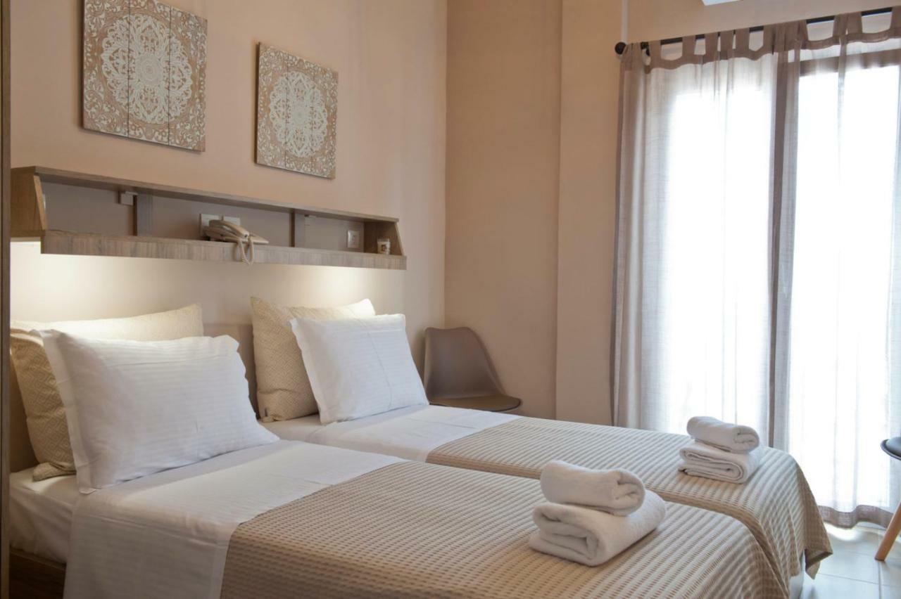 Liprando Hotel เนาซา ภายนอก รูปภาพ