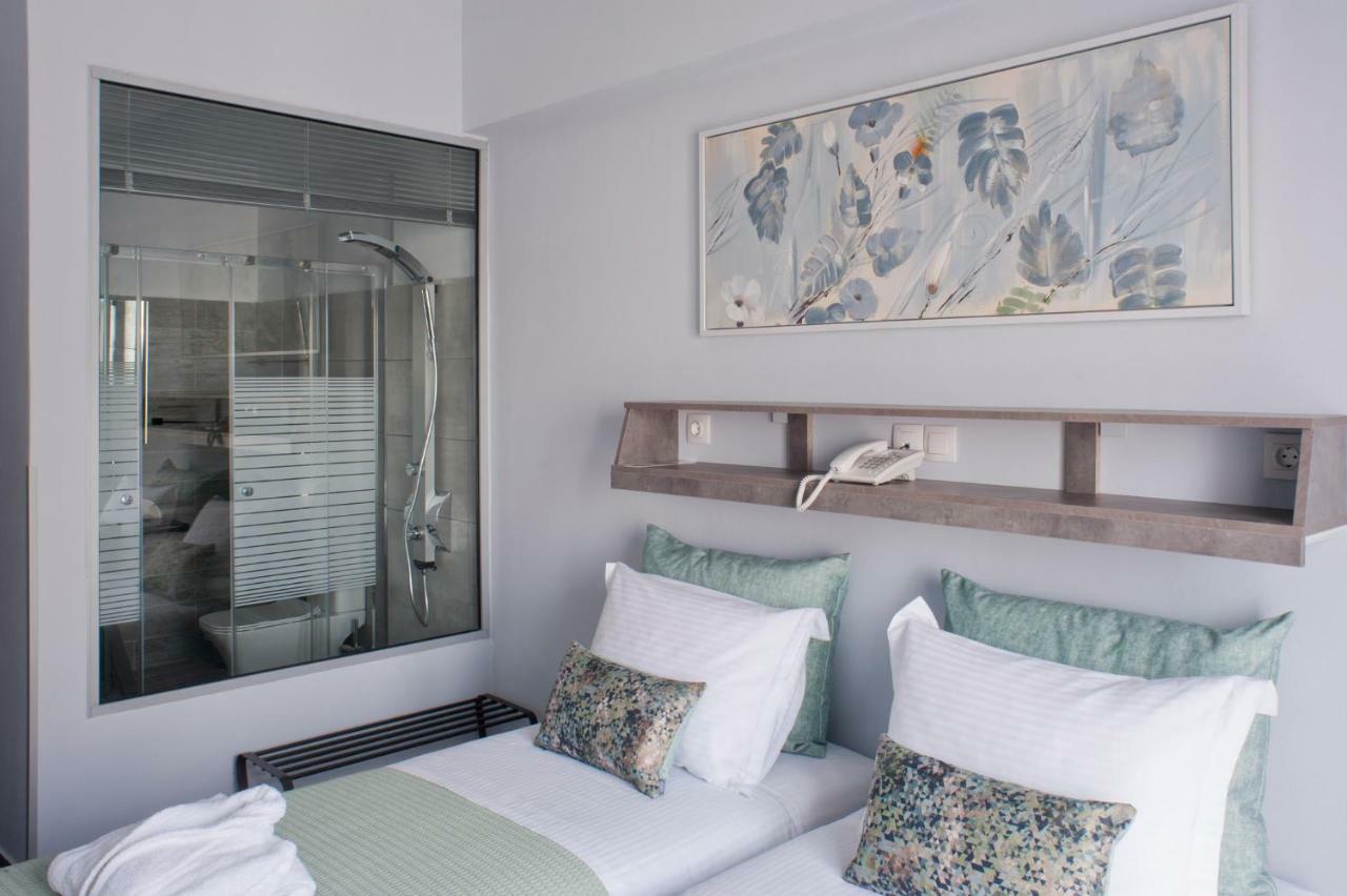 Liprando Hotel เนาซา ภายนอก รูปภาพ